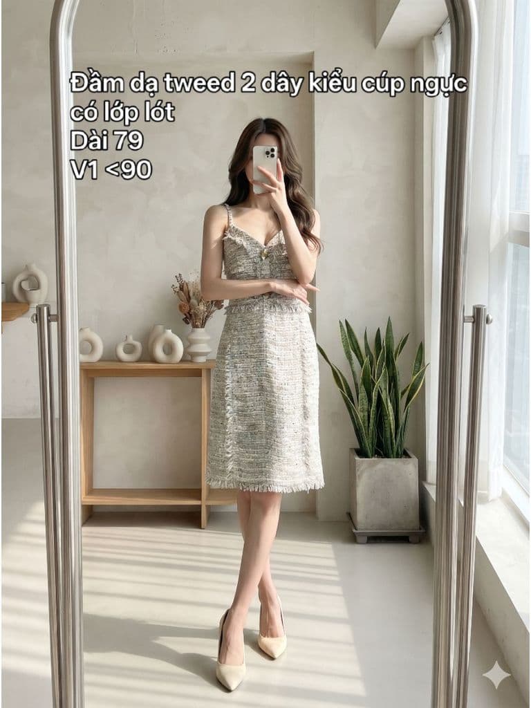 [2hand] Đầm dạ tweed 2 dây mảnh kiểu cúp ngực cúc to có lớp lót tua rua size M L nhỏ