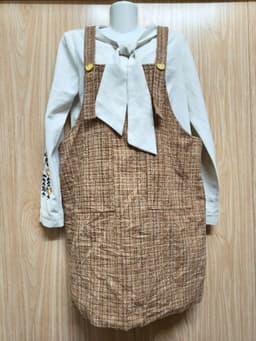 [2hand] Váy yếm dạ tweed nâu cúc vàng 2 túi có lớp lót size S M 4