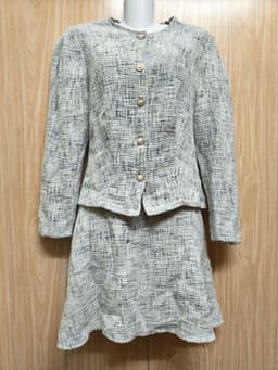 [2hand] Set bộ dạ tweed mềm xanh nhạt áo cúc ngọc + chân váy kéo khoá sau có túi có lớp lót size L 3
