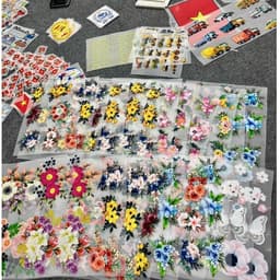 Logo in theo yêu cầu, tên bé, ủi balo, mác quần áo, sticker dán quần áo dễ dàng thao tác bằng bàn là 5