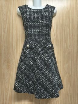 [2hand] Đầm dạ tweed sát nách túi đính ngọc kéo khoá sau có lớp lót size S M 4