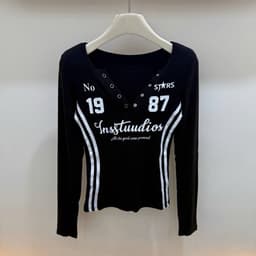 Áo thun nữ cổ V tay dài màu đen in chữ No 19 87 phong cách thời trang 9