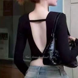 Áo thun nữ tay dài ôm sát cổ tròn màu trơn kiểu dáng ngắn tay dài 2