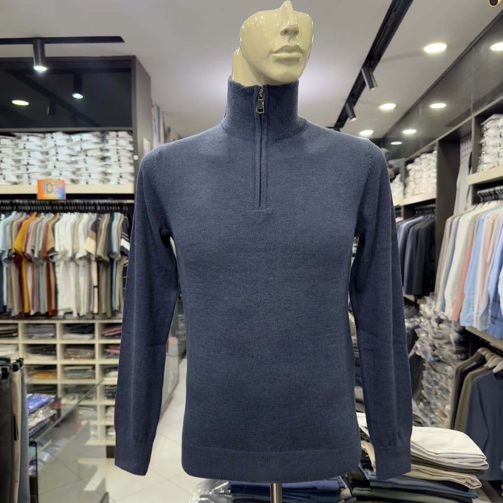 Áo len nam Owen màu xanh cổ lọ kéo khóa regular fit ALP266517D