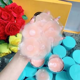 Hộp 10 Miếng Dán Ngực Silicon Mềm Mại Cho Da, Miếng Dán Nhũ Hoa Tàng Hình Bám Dính 5