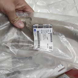 Tay đóng cửa trong Captiva màu vàng hàng chính hãng 96800925-96800923-96800929-96800930 1
