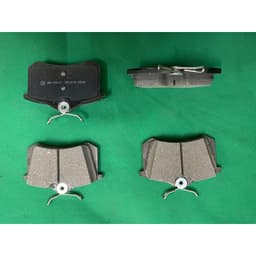 má phanh sau MG zs bản Trung 2