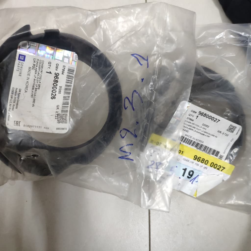 Ốp đèn gầm Captiva 2007-2010 hàng chính hãng GM giá 1 chiếc