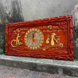 Tranh đồng hồ gỗ hương đỏ khung đục kích thước 41*81cm 6