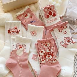 Tất Vớ Nữ Cao Cổ Họa Tiết Gấu Dâu Tây Màu Hồng Dễ Thương  1
