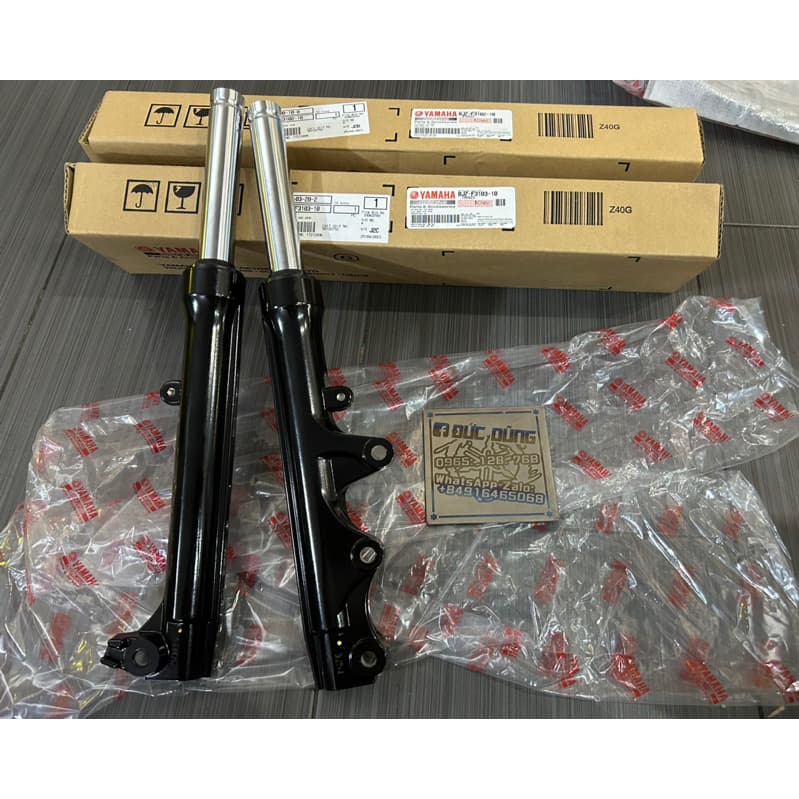 Phuộc trước Janus màu đen