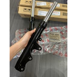 Phuộc trước Janus màu đen 2