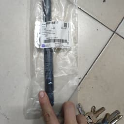 Ty chống cốp matiz 3 giá bán 1 đôi hàng chính hãng và hàng oem 2
