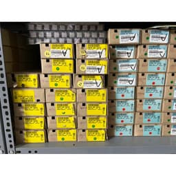 [ 100 con ]  Điện trở chân đồng 1W 5% 0.47r 0.68r 1r 1r8 3r3 10r 120r 150r 330r 560r 820r 1k5 1k8 2k2 3k3 7k5 . dây đứng 6