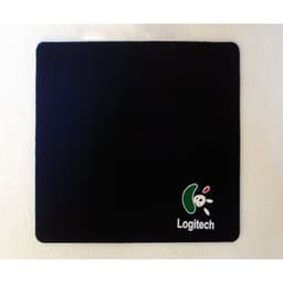 Lót chuột văn phòng logitech nhỏ vừa lớn bo viền chắc chắn 6
