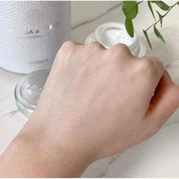 [Hàng CTY] Kem Cá Hồi Hwa Sa A Cream ban ngày dưỡng trắng nâng tone hộp 80g 7