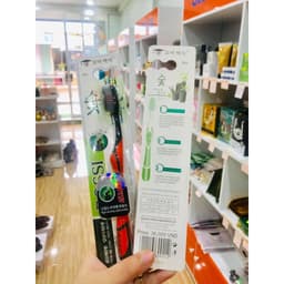 [ COMBO 10 Chiếc ] Bàn chải đánh răng than che hoạt tính BOSSI Hàn Quốc HM68 8