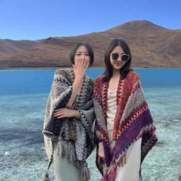 Khăn Áo Choàng Len Thổ Cẩm Nữ Mùa Thu Đông Kiểu Khoác Ngoài Chất Len Móc Dày Ấm🌏FREE SHIP🌎 Thời Trang Du Mục  8