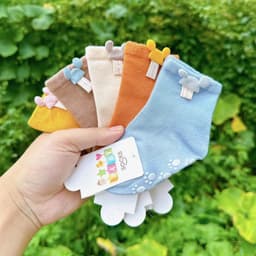Set 10 Đôi Tất Trẻ Em Sơ Sinh Quả Dâu Cotton Chống Trơn Trượt Cho Bé Trai, Bé Gái Đi Cực Xinh SS68 7