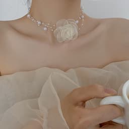 Vòng cổ choker cánh bướm dây trong, hoa hồng voan dành cho makeup tạo kiểu - Hity Beauty 5
