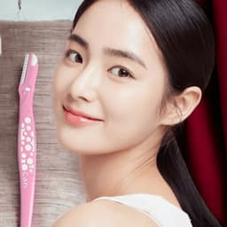 Dao Cạo Lông Mày Lưỡi Thép Có Màng Bảo Vệ Dành Cho Nữ Kai Razor Can Eyebrow 17827 CBM-3P(1 Vỉ 3 Cây) 4