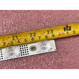 THANH LED TIVI TCL 32S63 32P6 MỚI 100% THANH 12 BÓNG MỖI BÓNG 6V DÀI 58,8cm MỖI MÁY DÙNG 1 THANH 32HR330M12A0 V6 1