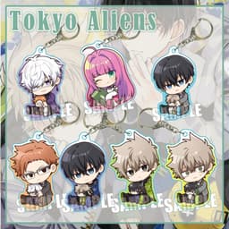 (mua 1 tặng 1) Móc khóa TOKYO ALIENS ver NGỒI ÔM ĐỒ in hình anime chibi mica acrylic dễ thương quà tặng xinh xắn 1
