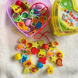 Xâu hạt gỗ rèn vận động tinh cho bé hộp trái tim 50 chi tiết nhiều chủ đề 3
