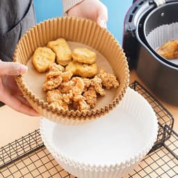 COMBO 50 Miếng Giấy Lót Nồi Chiên Hình Khuôn Bánh Giấy, Nến Thấm Dầu Mỡ Bám Vào Nồi Chiên Không Dầu 5