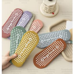 Tất - Vớ Tập Yoga ,barre , pilates gắn hạt silicon Massage chống trơn trượt quai chéo kín ngón (Giá 1 đôi ) 9