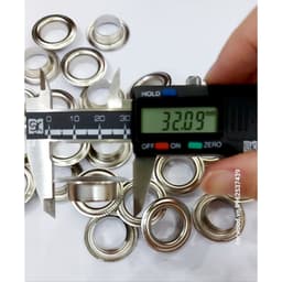 Khoen ore mắt cáo 20mm (lọt lòng 19ly) Chân cao 9mm Khuy luồn oze Khuy đột bạt,khoen bạt Bằng sắt xi Màu bạc Có long đền 5