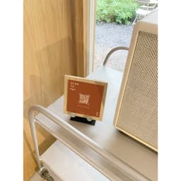 Bảng Gắn Mã QR ADOR Để Bàn, Bảng Gỗ Gắn Mã QR Cho Quán Cà Phê, Nhà Hàng 6