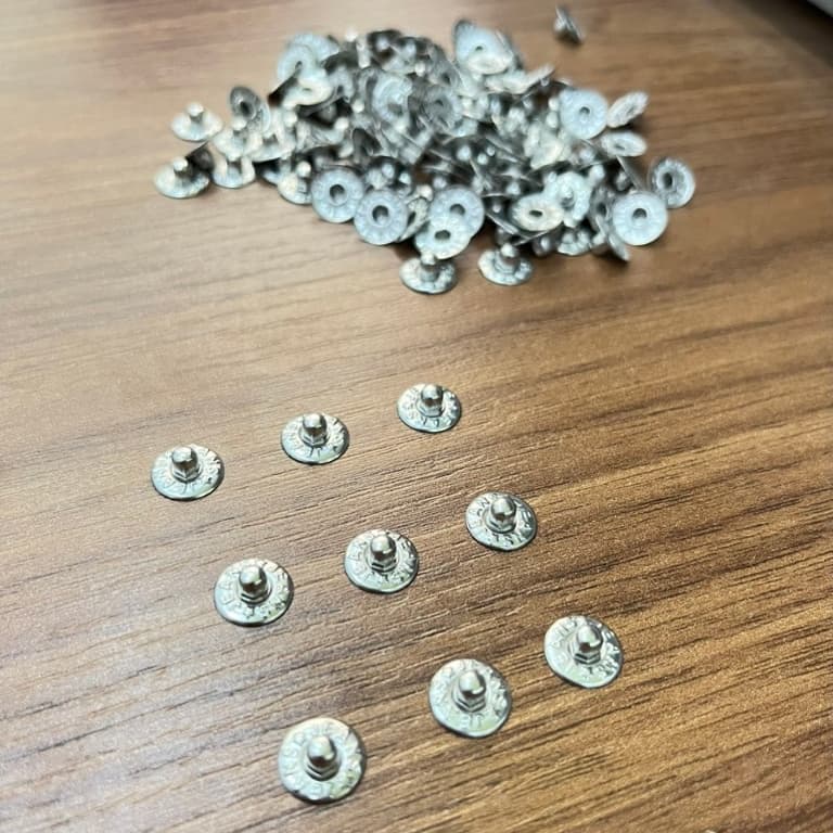 Nút đinh tán cố định túi quần jean (rivets for pocket) Nút núm lồi 9mm Bằng thau không gỉ Màu bạc Màu đồng Bịch 100 cái