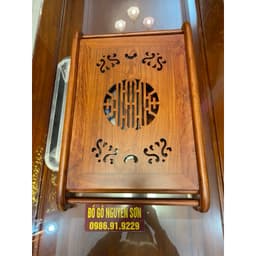khay trà gỗ hương đá chân cuốn kích thước 54*35*8cm 4
