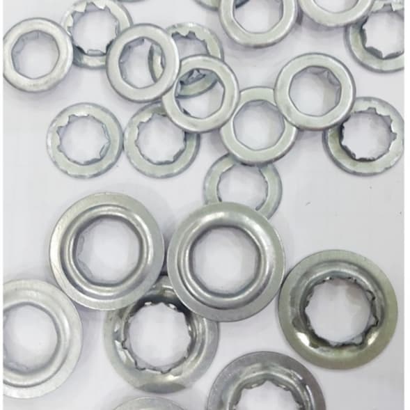 Khoen bạt Khoen Ore 16mm / 20mm Khuy bạt bấm lỗ bạt ,dù ô tô, bạt che nắng thi công Khoen thép gai Có long đền