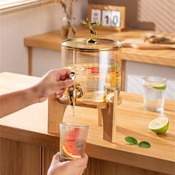 Bình Nước Thuỷ Tinh Có Vòi Kèm Kệ Gỗ Họa Tiết Đáng Yêu Dung Tích 2,5L Và 3,5L M55 3