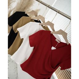 Áo Thun Nữ Cổ Tim Nhún Eo Evalover – Dáng Ôm Vải Cotton Nhật Mềm Mịn Co Giãn 4 Chiều 7
