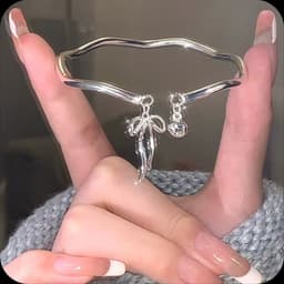 Vòng Tay Titan Nữ Hình Bướm Trái Tim Chữ Phúc - Lắc Tay Kiềng Cứng Thời Trang Thả Charm Điều Chỉnh Size 1