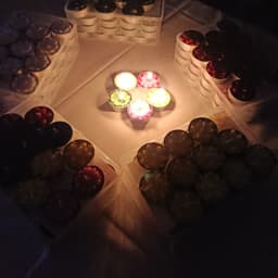 Hộp 21 Viên Nến Xu Tealight Sáp Bơ Organic, An Toàn, Không Khói ,Nến Bơ Thực Vật Trang Trí, Cúng Phật,Thần Tài Cháy 2h 9