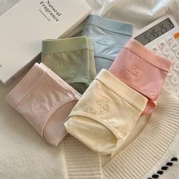 Quần Lót Nữ Cao Cấp Chất Cotton Họa Tiết Cloud Màu Trơn Pastel 2389 LILIRIA 3