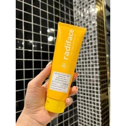 Tẩy Tế Bào Chết Huyền Phi Radiface loại bỏ lớp tế bào chết trên da mặt, tăng hiệu quả làm sạch sáng da 120ML 5