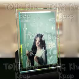 Khung Ảnh Kính ILLIT Nhiều Mẫu Idol Kpop Kèm Ảnh Thần Tượng Trang Trí Để Bàn Quà Tặng Fan 5