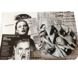 Album/ PHOTOBOOK TAYLOR SWIFT - reputation (volume 1) 3