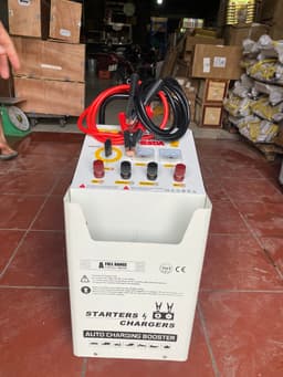 Máy nạp ắc quy ô tô và hỗ trợ khởi động đề nổ ắc quy OLYM 2000A 2in1 dùng cho cả bình 12V và 24V 17