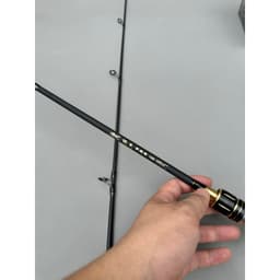 "Cần Lure Daiwa FR200 Nội Địa - Máy Ngang Có Tiếng Drag Click Chất Lượng" 3
