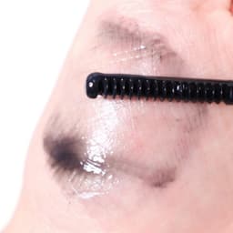 Mascara Tẩy Trang Và Làm Sạch Nhanh Làn Mi Kissme Heroine Make Speedy Mascara Remover (7.3mL) 5