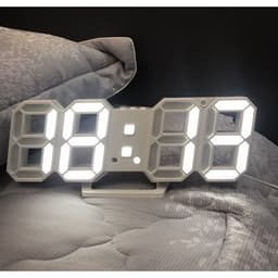 Đồng hồ led để bàn đế chữ V mặt kính có thứ ngày và Đồng Hồ LED 3D Để Bàn Khung Số . 8