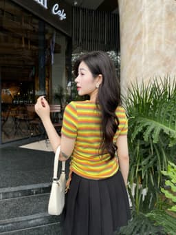 Áo phông nữ họa tiết kẻ sọc ngang phối nhún sườn chất cotton co giãn mềm mịn Evalover AP2024224 15