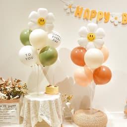 Trụ kèm bóng trang trí sinh nhật chủ đề hoa cúc 2