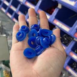 Combo 2 núm cao su dùng để gắn van vòi xe máy cho bánh xe nổi bật kèm chống nước mưa làm rỉ van 4